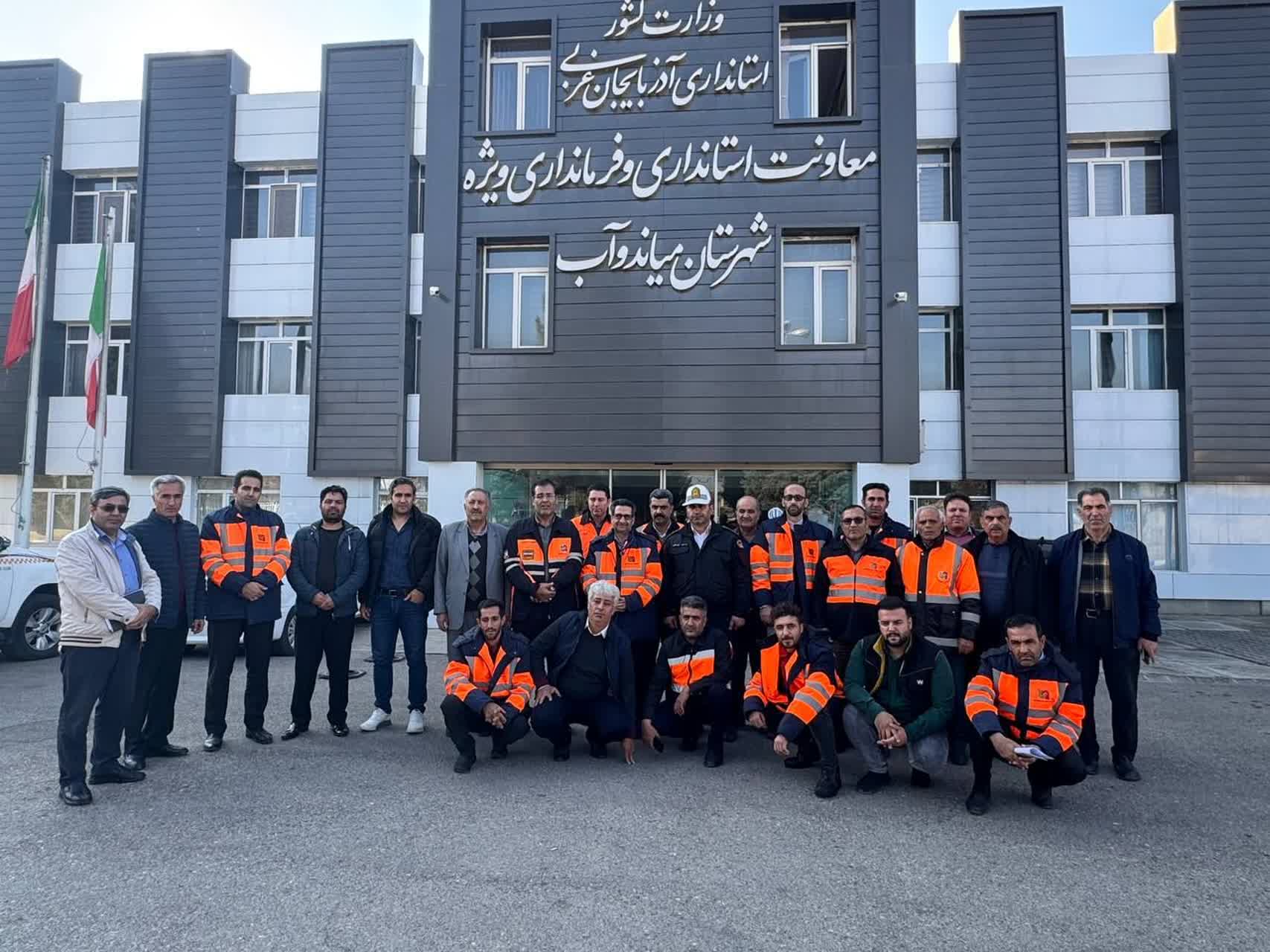 دیدار  صمیمانه فعالان حوزه حمل و نقل شهرستان میاندوآب با فرماندار