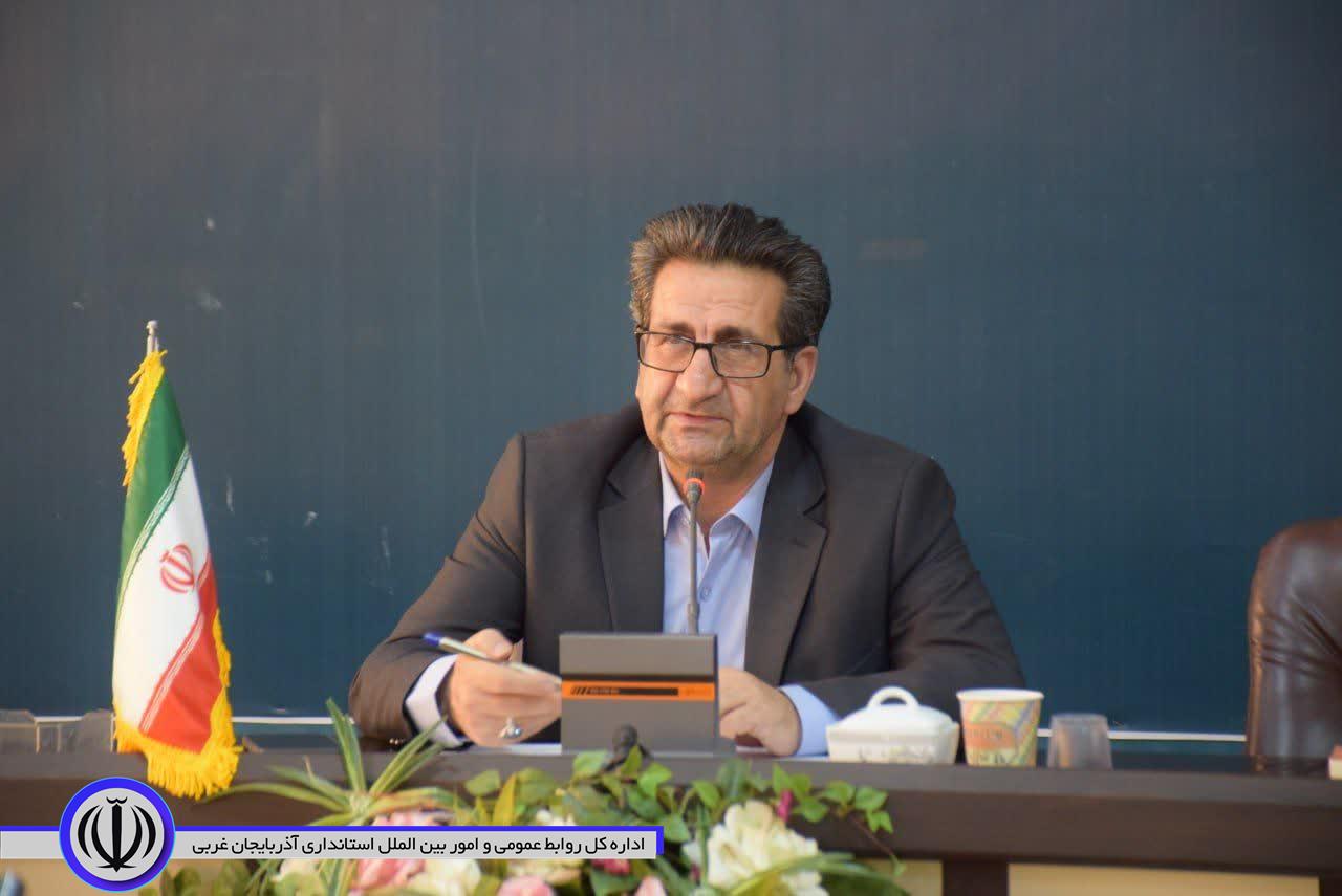 جلسه کارگروه حمایت از خانواده و جوانی جمعیت شهرستان میاندوآب به ریاست فرماندار با دستور کار بررسی عملکرد بانکها و نهادهای حمایتی در پرداخت تسهیلات ازدواج، فرزند آوری و نهضت ملی مسکن برگزار شد