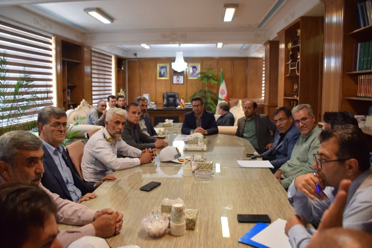 فرماندار میاندوآب کمیته فنی شورای ترافیک شهرستان را ملزم به ارائه طرح فوری برای اصلاح نقاط حادثه خیز و ایمن سازی بزرگراه الغدیر کرد