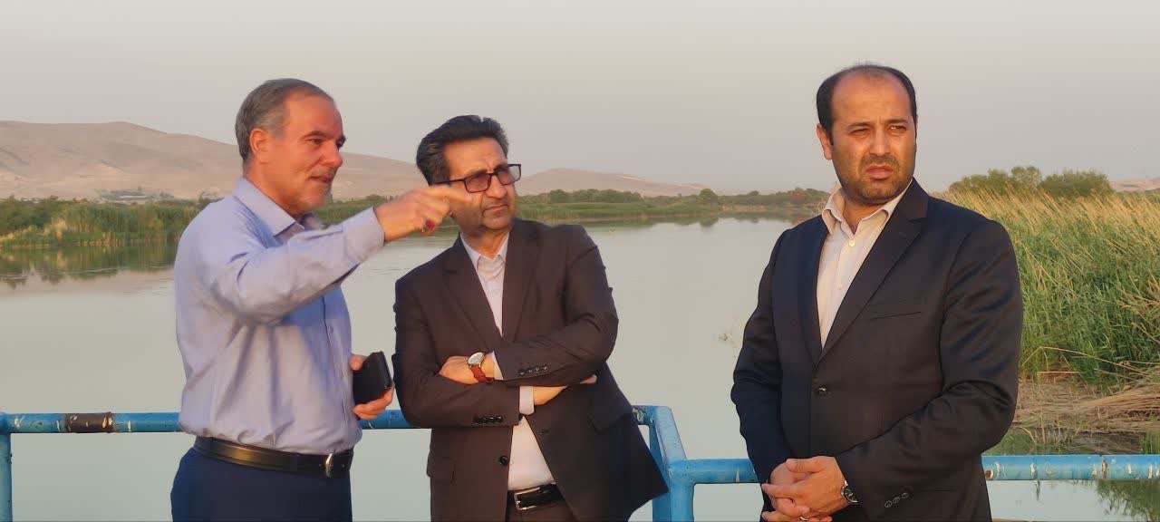 تکمیل پروژه آبرسانی مجتمع 81 روستایی و تأمین آب شرب پایدار در سطح شهرستان باید در رأس برنامهریزیها و اقدامات قرار گیرد