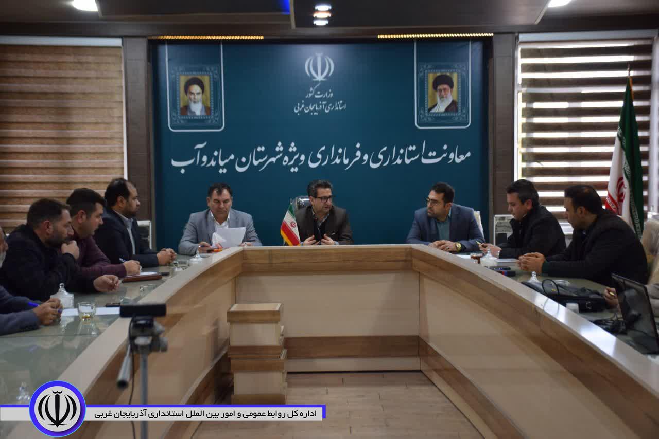 تحقق وعده فرماندار میاندوآب برای حل مشکل نهضت ملی مسکن و آغاز واگذاری زمین به متقاضیان