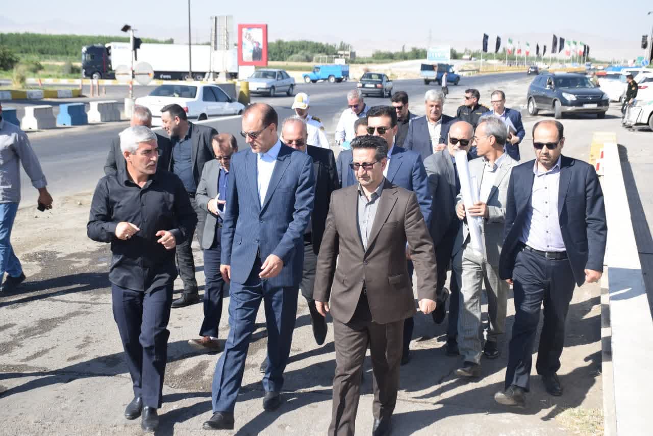 در راستای رسیدگی به شکایات مردمی ، روند اجرای پروژه های حوزه راه شهرستان میاندوآب برای کاهش معضلات ترافیکی و تصادفات رانندگی با حضور مسئولان استانی و شهرستانی مورد بررسی قرار گرفت