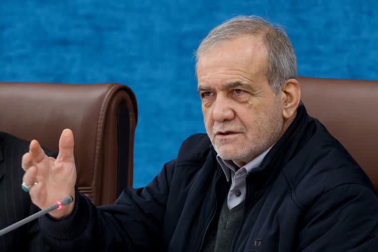 معیشت، آموزش، سلامت و مسکن 4 رکن اصلی برنامه‌های دولت است/ جلب رضایتمندی مردم در رأس تمام اقدامات و تصمیمات مدیران باشد