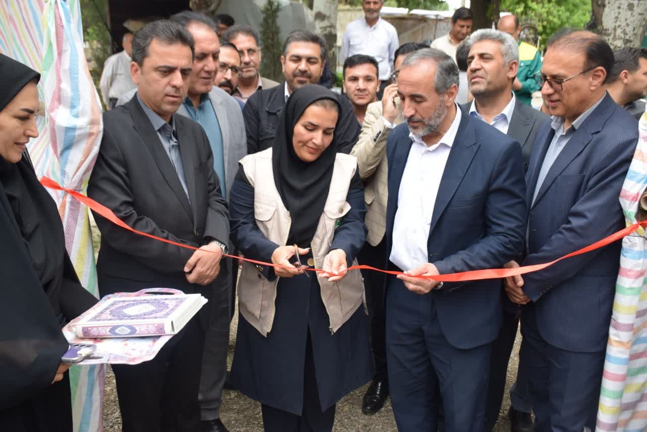 بازارچه مشاغل خانگی میاندوآب، همزمان با «روز مشاغل خانگی و تولید خانواده محور» افتتاح شد