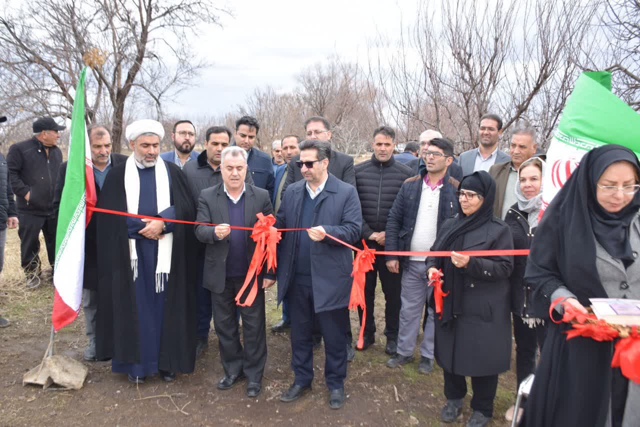 18 طرح آب و خاک در بخش کشاورزی شهرستان میاندوآب به بهره برداری رسید