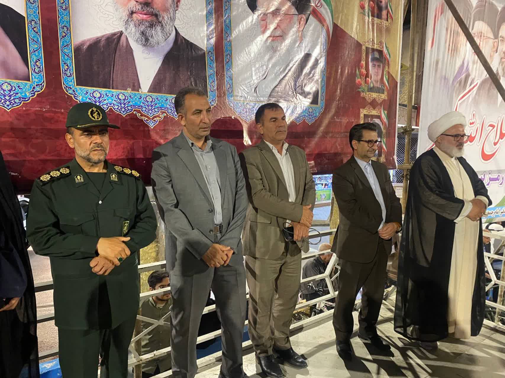 میاندوآب سرافراز همچنان تمام‌قد در میدان حماسه ایستاده است