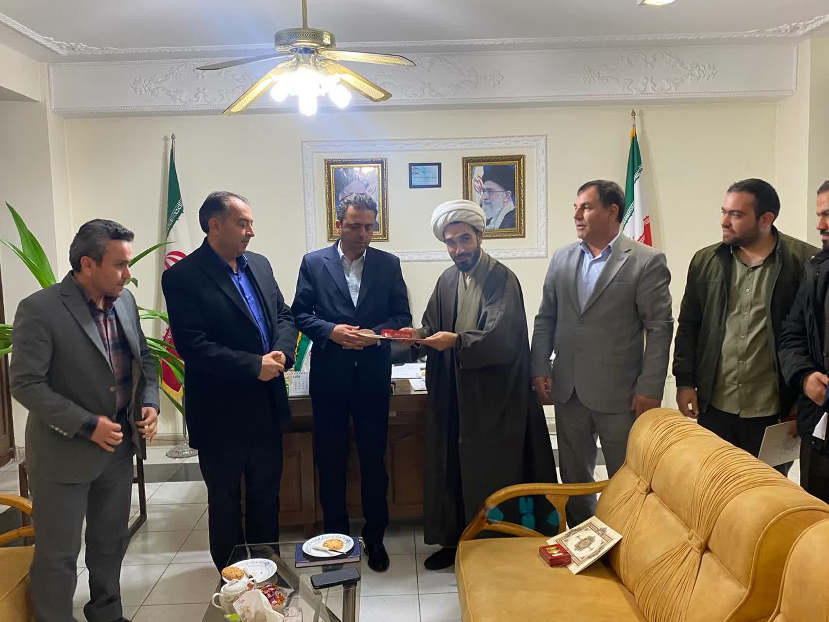 برگزاری جلسه اتحادیه انجمن‌های اسلامی دانش آموزان میاندوآب با مدیران شهری