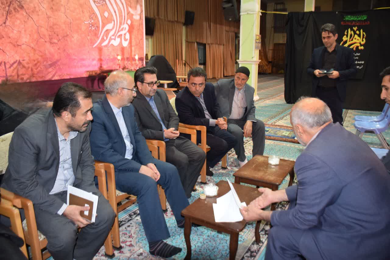 برگزاری میز ارتباطات مردمی با حضور بازرس کل قضایی آذربایجان غربی و معاون استاندار و فرماندار ویژه میاندوآب