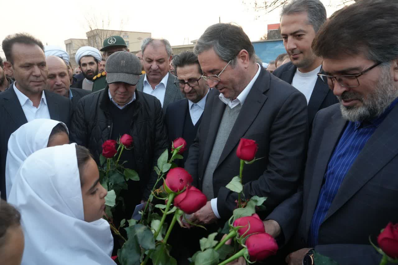 برگزاری آیین آغاز عملیات اجرایی احداث مدرسه 9 ‌کلاسه شهر بکتاش+تصاویر