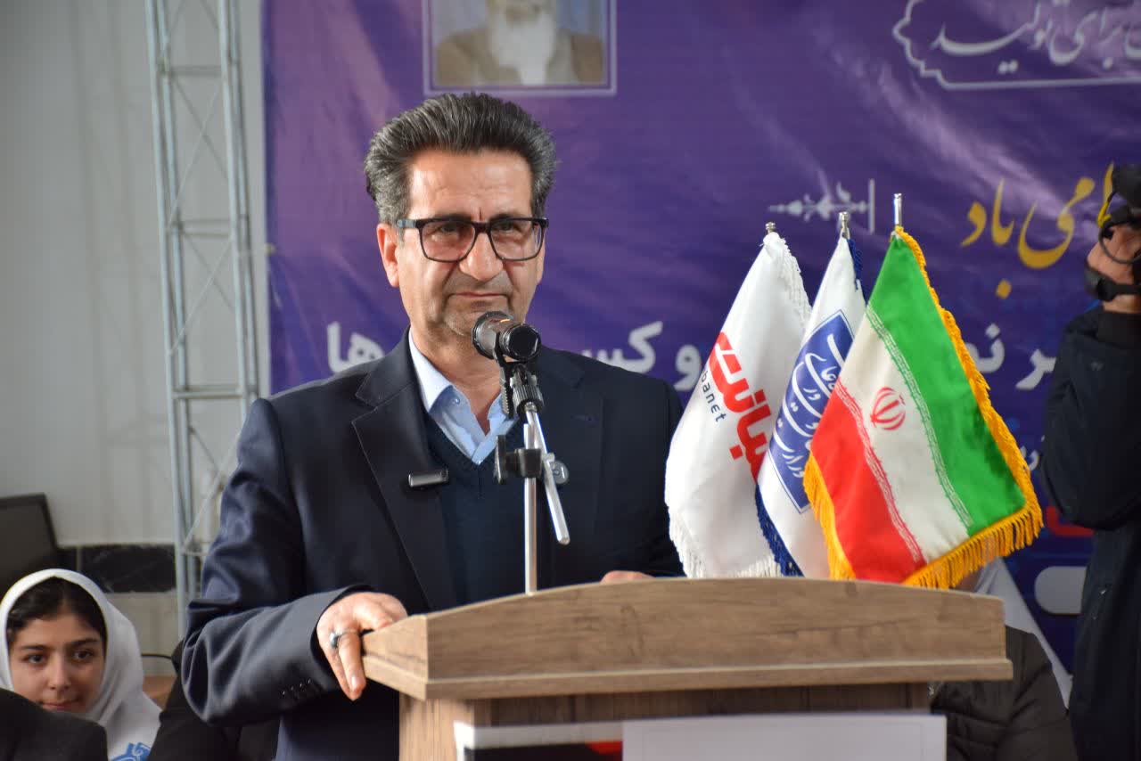 بهره برداری از طرح ملی فیبر نوری منازل و کسب و کارها در میاندوآب آغاز شد+تصاویر