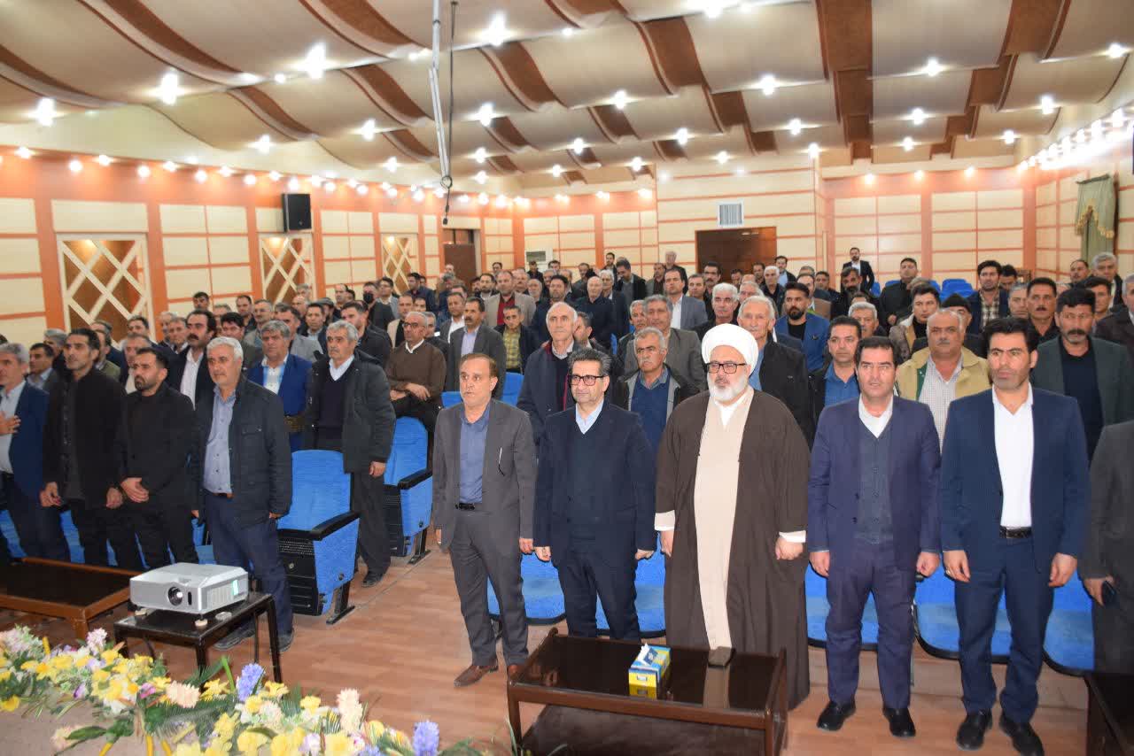 برگزاری همایش تجلیل از اعضای شوراهای اسلامی روستاهای شهرستان میاندوآب با حضور فرماندار+ تصاویر