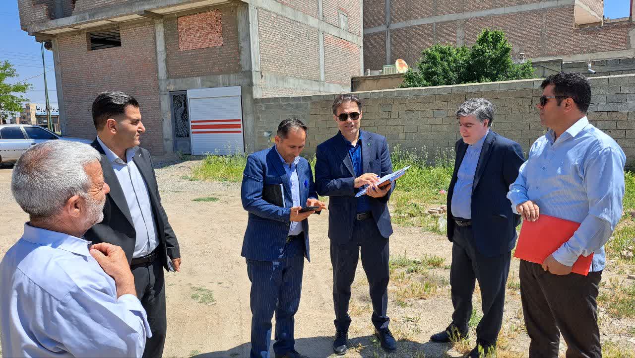 بازدید اعضای کارگروه پیشگیری از ساخت و سازهای غیر مجاز از سکونتگاه های غیر رسمی شهر میاندوآب