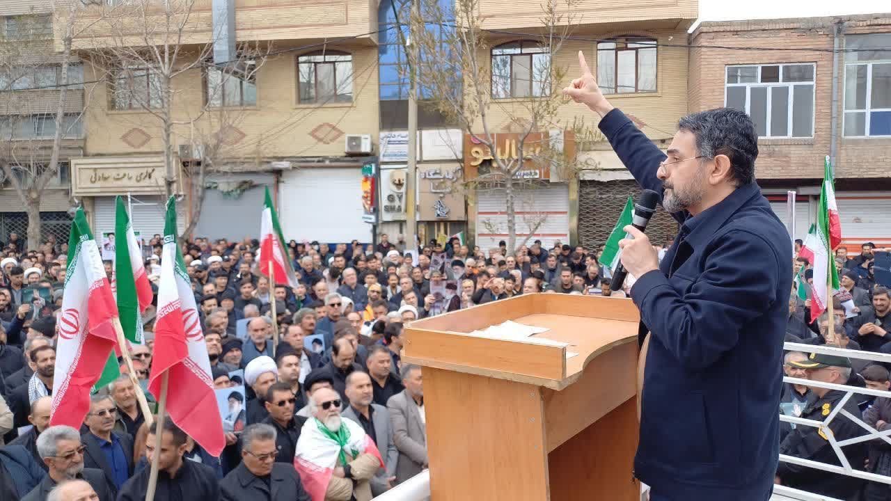 حضور بی نظیر و باشکوه مردم شهرستان میاندوآب در راهپیمایی استکبار شکن روز جهانی قدس