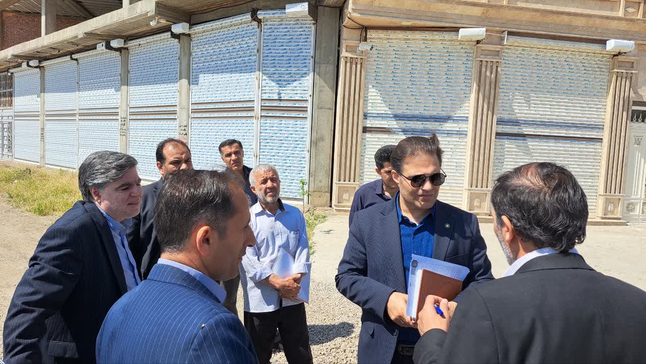 بازدید اعضای کارگروه پیشگیری از ساخت و سازهای غیر مجاز از سکونتگاه های غیر رسمی شهر میاندوآب