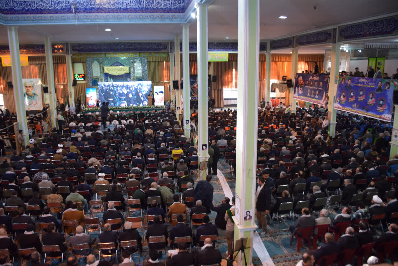 اجلاسیه نهایی 850 شهید شهرستان میاندوآب در راستای دومین کنگره ملی 12هزار شهید آذربایجان‌غربی در مصلای امام خمینی (ره) میاندوآب برگزار شد.