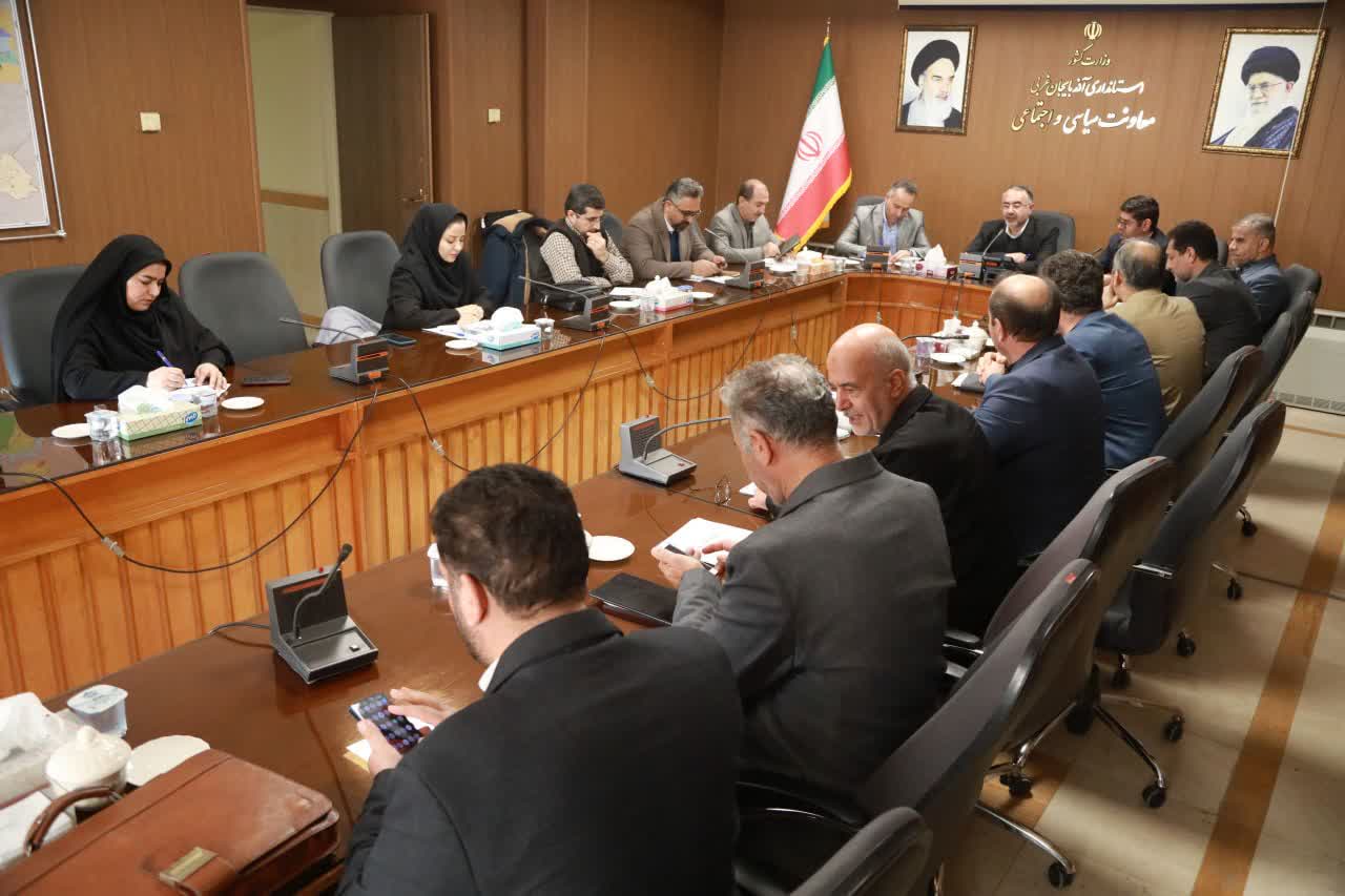 برگزاری جلسه بررسی و رفع مسائل و مشکلات حوزه آموزشی آذربایجان‌غربی + تصاویر