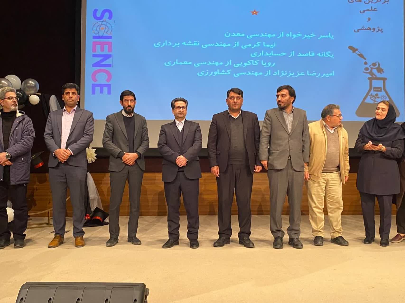 مراسم گرامیداشت روز دانشجو با حضور امیرتیموری، معاون استاندار و فرماندار ویژه میاندوآب در سالن آمفی تئاتر دانشگاه شهید باکری  برگزار شد+تصاویر