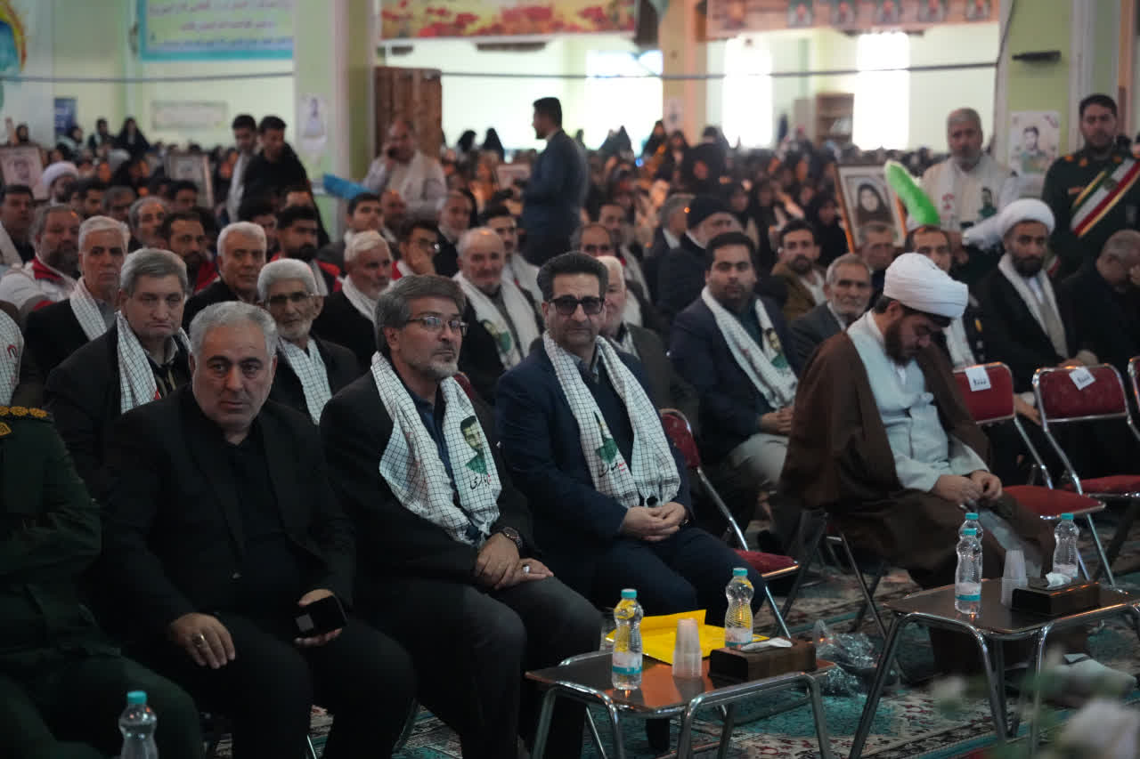 اجلاسیه نهایی 850 شهید شهرستان میاندوآب در راستای دومین کنگره ملی 12هزار شهید آذربایجان‌غربی در مصلای امام خمینی (ره) میاندوآب برگزار شد.