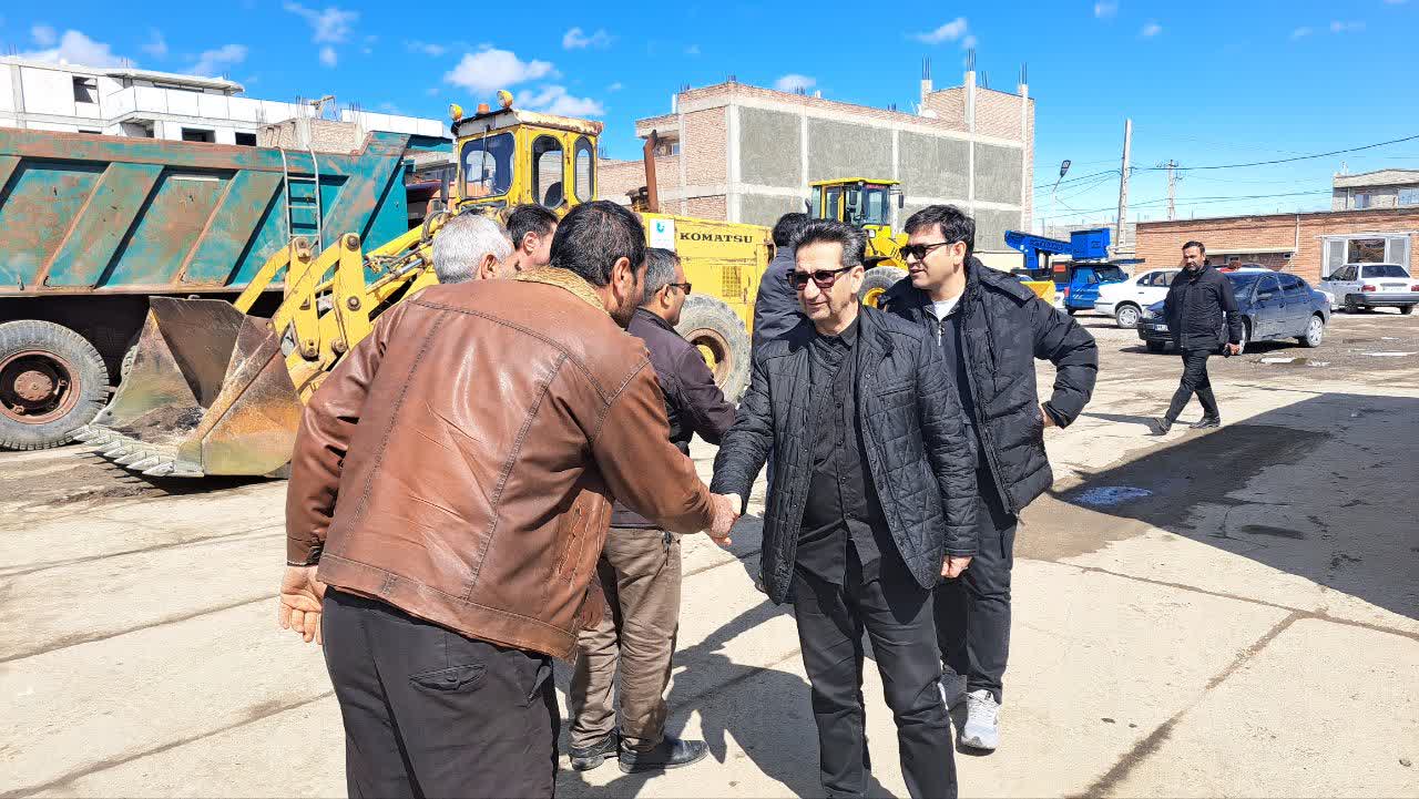 ادامه بازدیدهای سرزده فرماندار میاندوآب از دستگاه های اجرایی و خدمات رسان