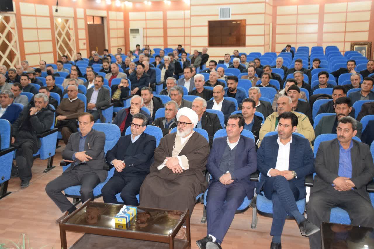 برگزاری همایش تجلیل از اعضای شوراهای اسلامی روستاهای شهرستان میاندوآب با حضور فرماندار+ تصاویر