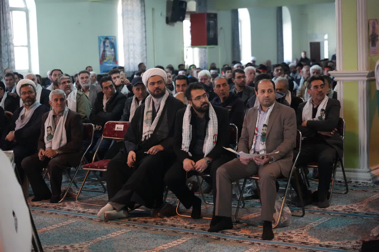 اجلاسیه نهایی 850 شهید شهرستان میاندوآب در راستای دومین کنگره ملی 12هزار شهید آذربایجان‌غربی در مصلای امام خمینی (ره) میاندوآب برگزار شد.