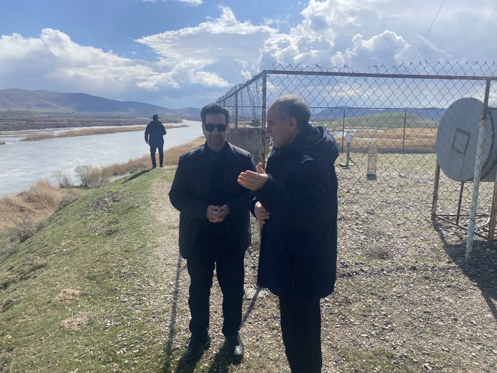 بازدید فرماندار میاندوآب از سد نوروزلو تا دریاچه ارومیه