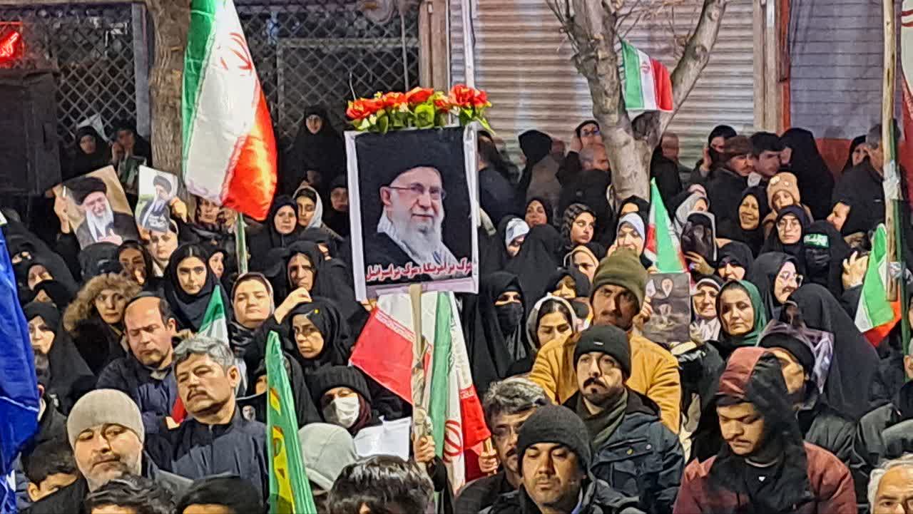 بیست و هفتمین اجتماع مردم غیور و شهیدپرور میاندوآب در حمایت از رزمندگان و بیعت با رهبر معظم انقلاب