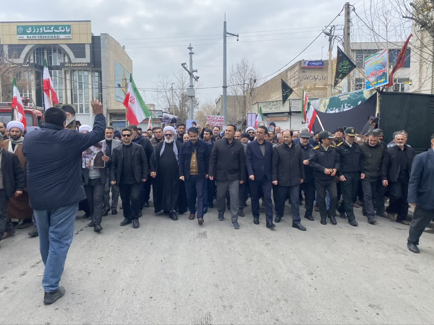 حضور امیرتیموری،  معاون استاندار و فرماندار ویژه میاندوآب در راهپیمایی دشمن‌شکن روز قدس