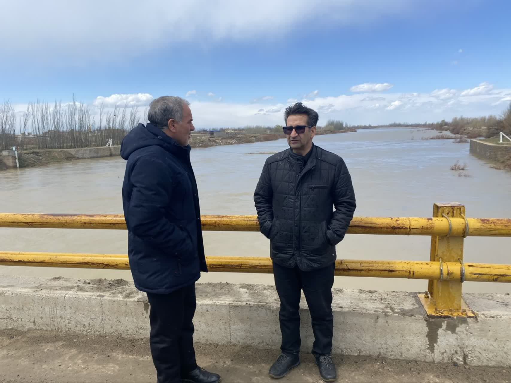 بازدید فرماندار میاندوآب از سد نوروزلو تا دریاچه ارومیه