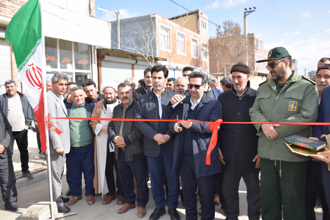 بهره برداری از 18 پروژه عمرانی روستایی در بخش للکلو شهرستان میاندوآب به مناسبت دهه فجر