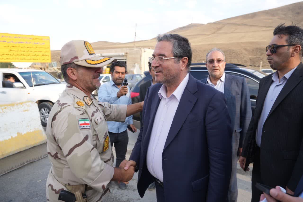 بازدید اعضای کمیسیون اقتصادی مجلس و استاندار آذربایجانغربی از مرز سرو + تصاویر